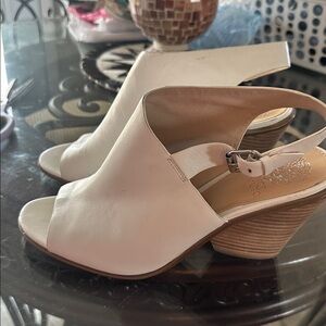 Vince Camuto White leather slingback wedge booties/heels SZ 10M SH1